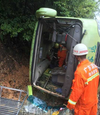 ��������������·��һ���Ϳͳ��෭����������